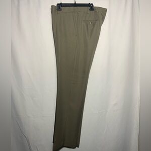 Croft & Barrow Men's Khaki Dress Pants